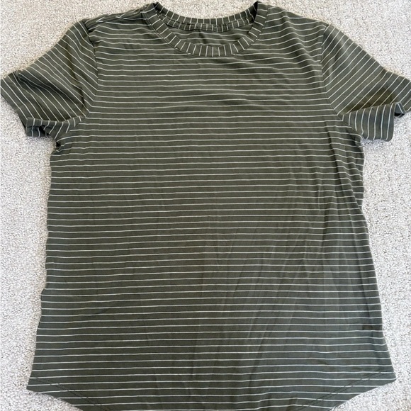 Lululemon love tee Striped Green curved hem t-shirt - Picture 1 of 3